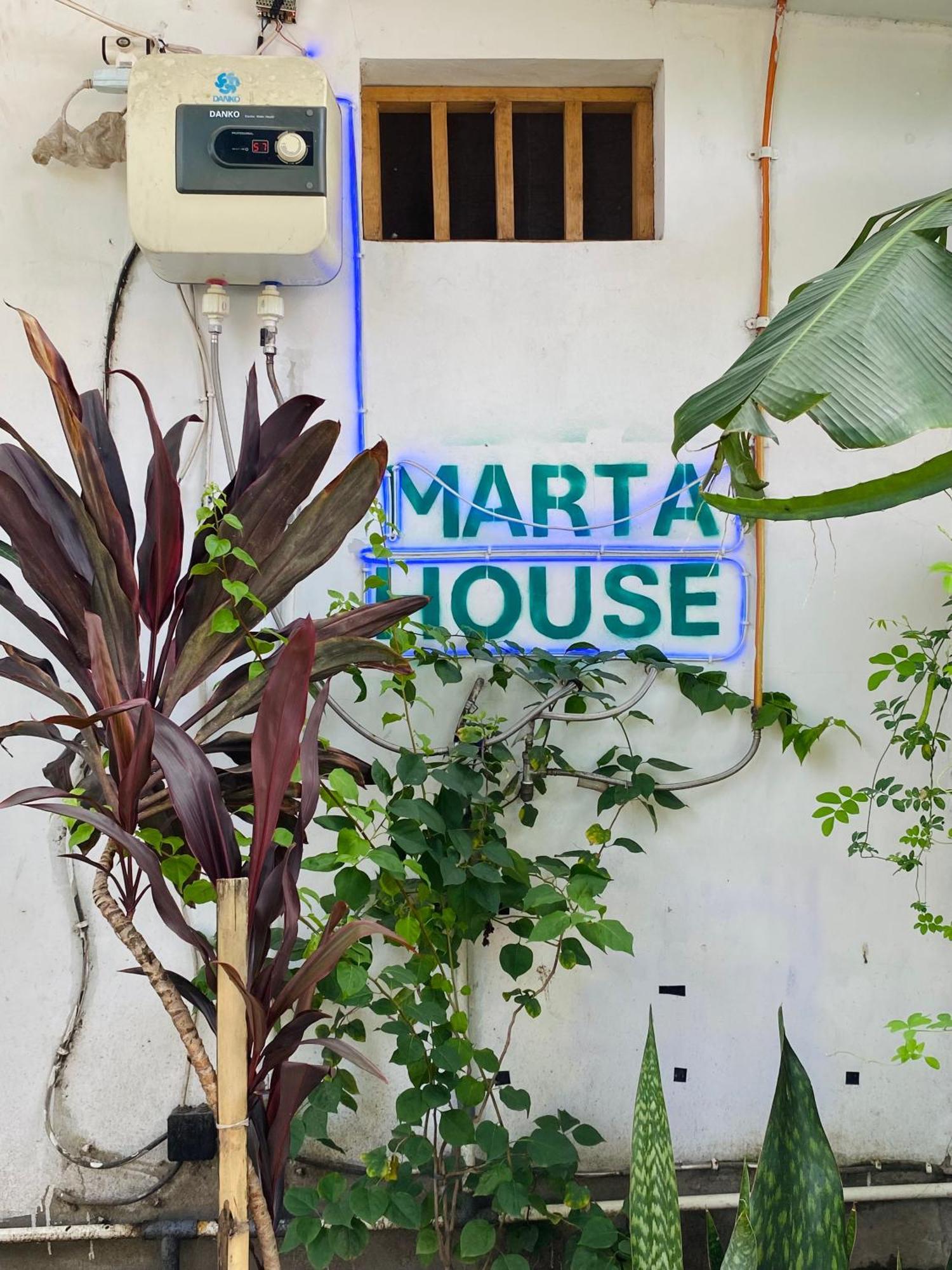 Marta House Gili Air 호텔 외부 사진